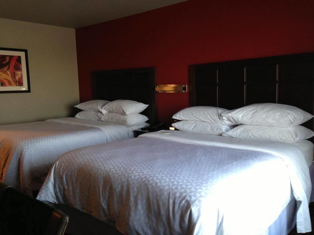 Sonesta Essential Minot Exterior foto