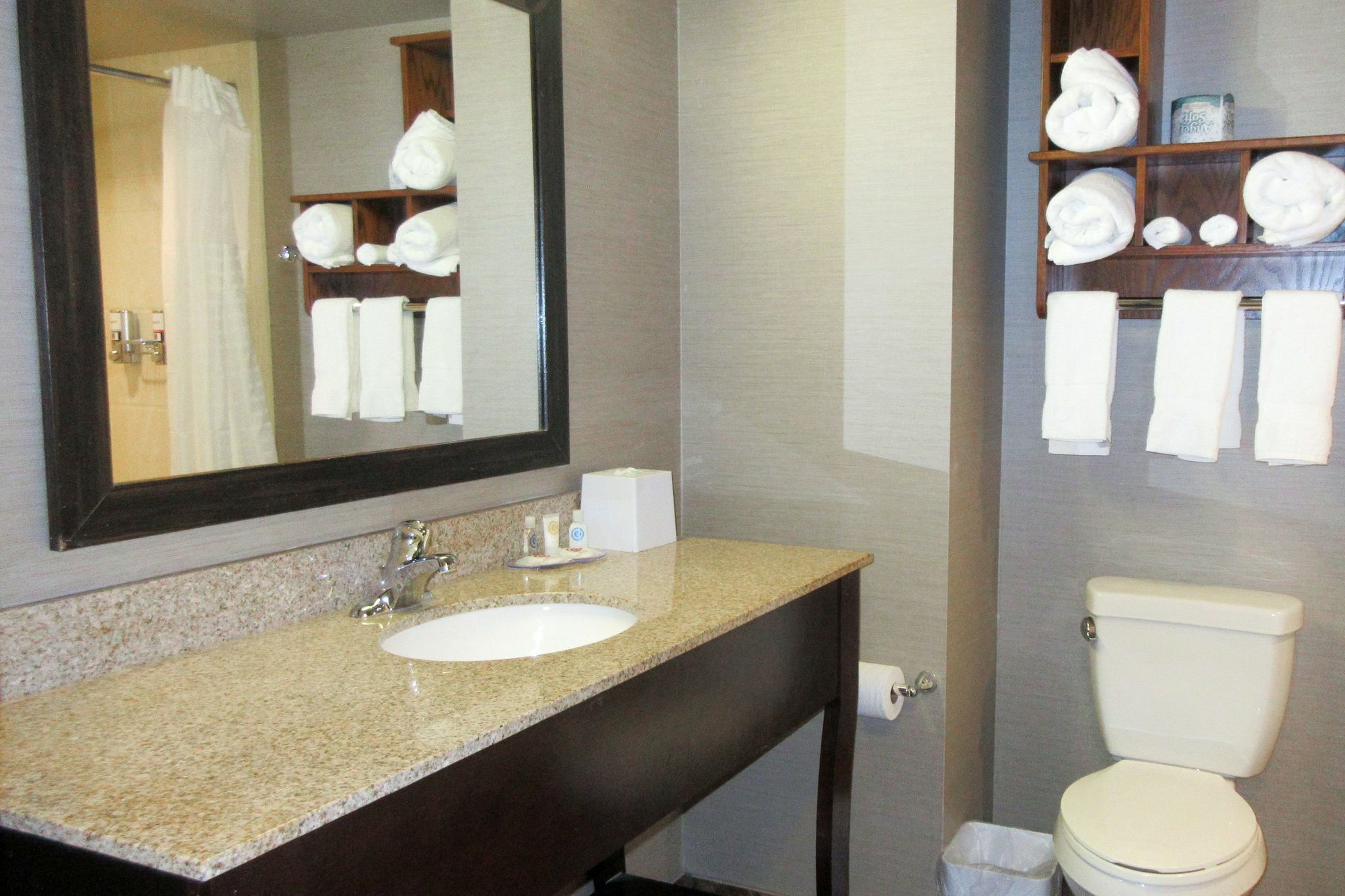 Sonesta Essential Minot Exterior foto